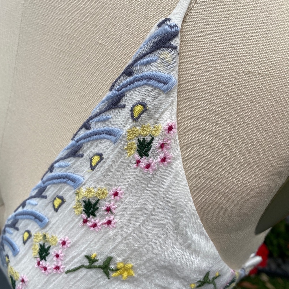 Urban Outfitters Jolene Embroidered Maxi Dress - Picture 8 of 10